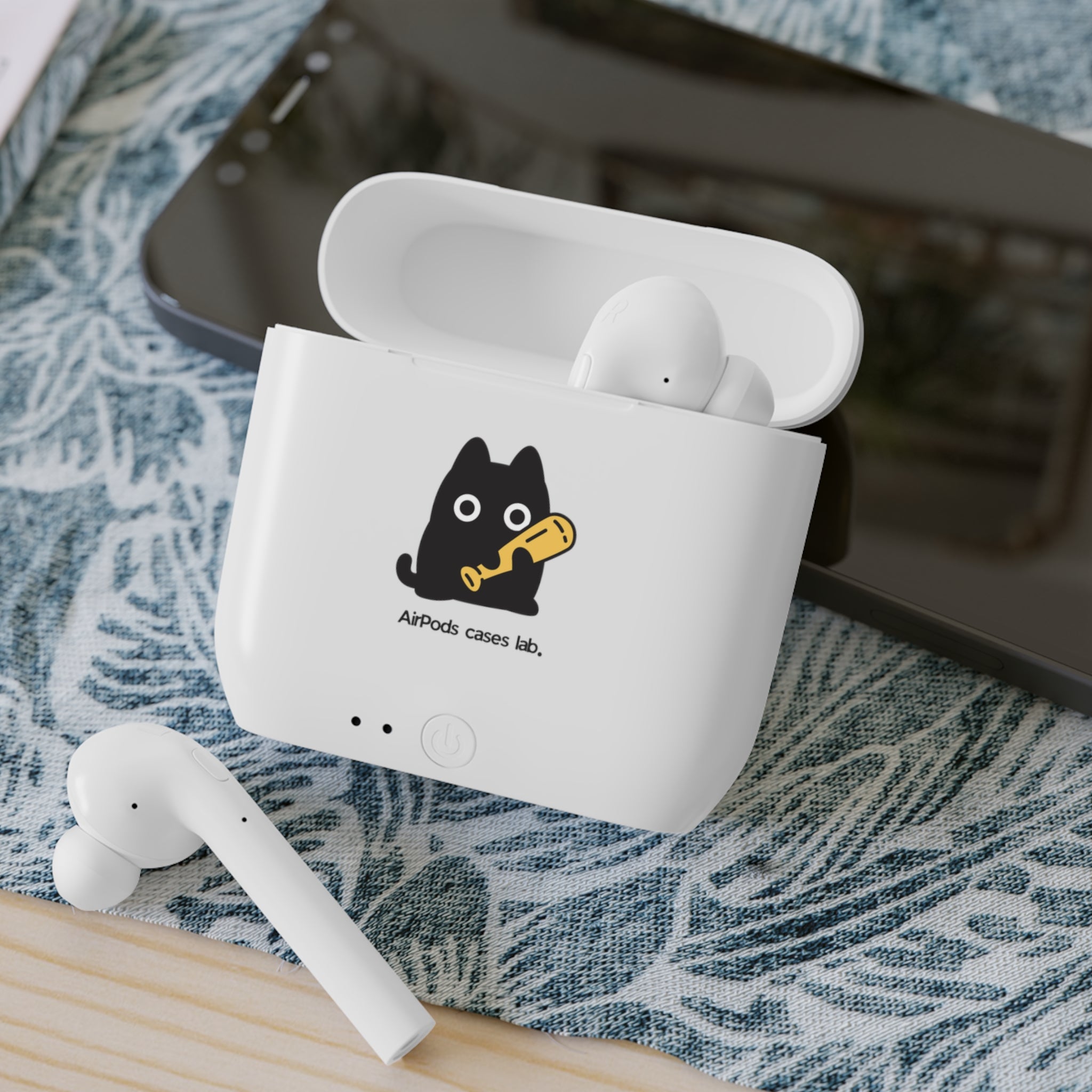 Black Cat White Earbuds